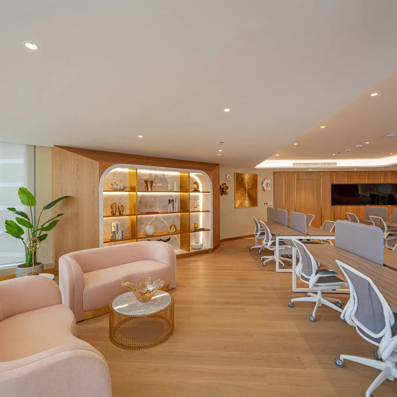 Safety Gears Used By Interior Fit Out Contractors For Their Workers